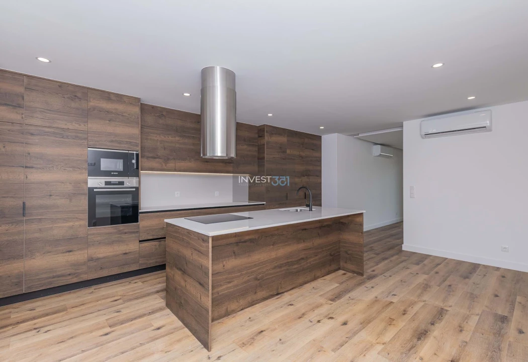 Moradia T5 para Venda em Quinta do Anjo Foto 7