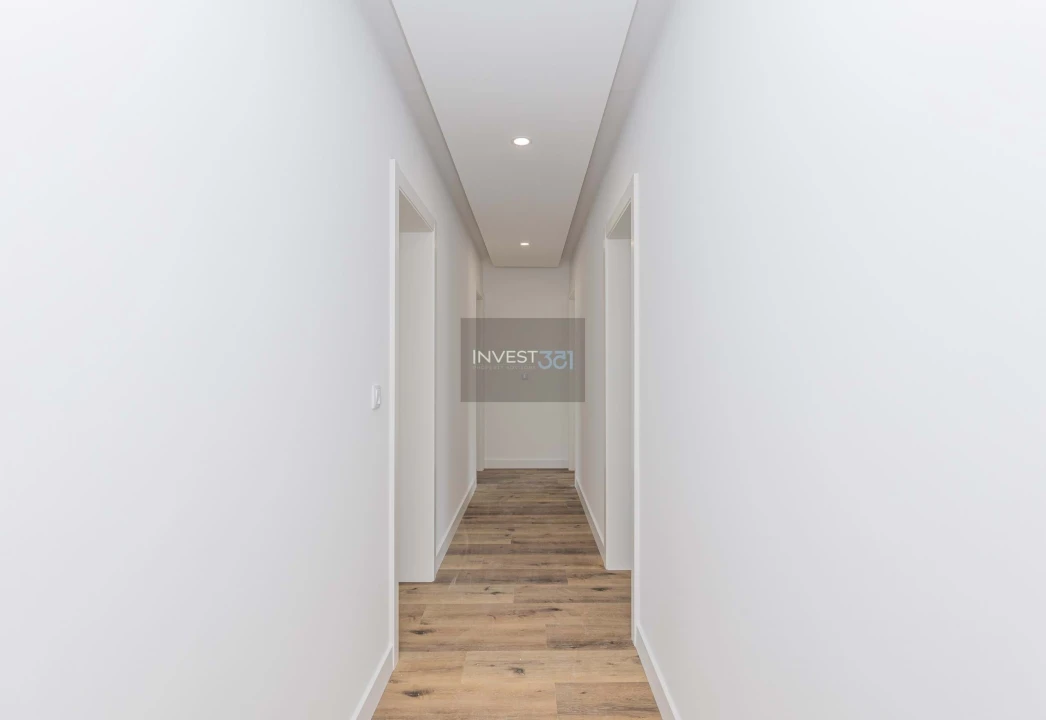 Moradia T5 para Venda em Quinta do Anjo Foto 23