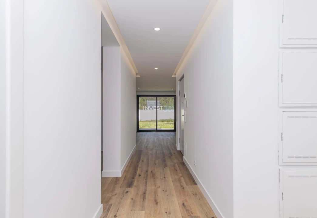 Moradia T5 para Venda em Quinta do Anjo Foto 15