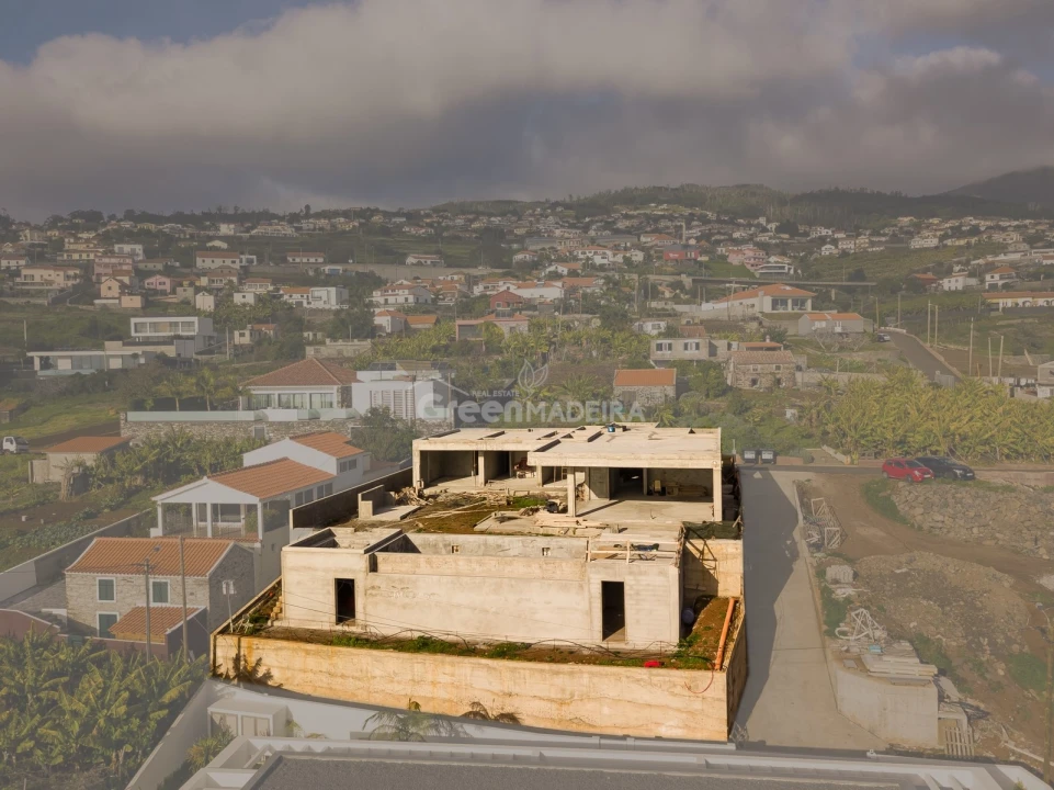 Moradia T3 para Venda em Estreito da Calheta Foto 5