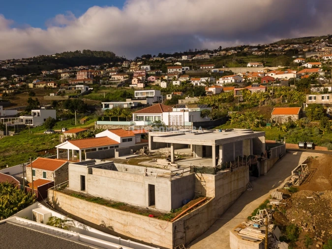 Moradia T3 para Venda em Estreito da Calheta Foto 17