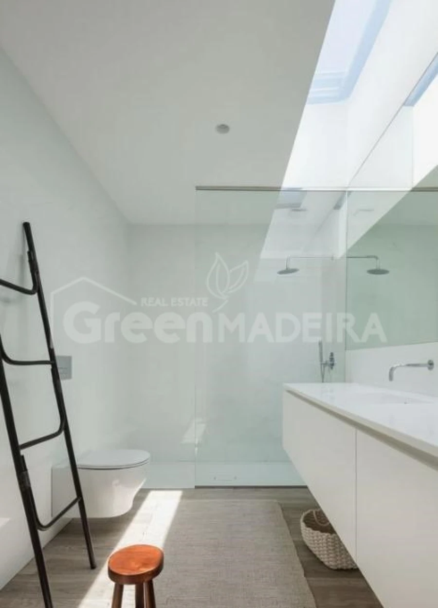 Moradia T3 para Venda em Estreito da Calheta Foto 16