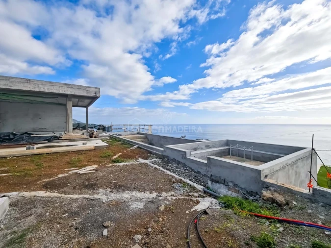 Moradia T3 para Venda em Estreito da Calheta Foto 18