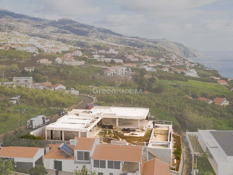 Moradia T3 para Venda em Estreito da Calheta Foto 14