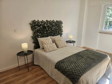 Apartamento T2 para Venda em Benfica