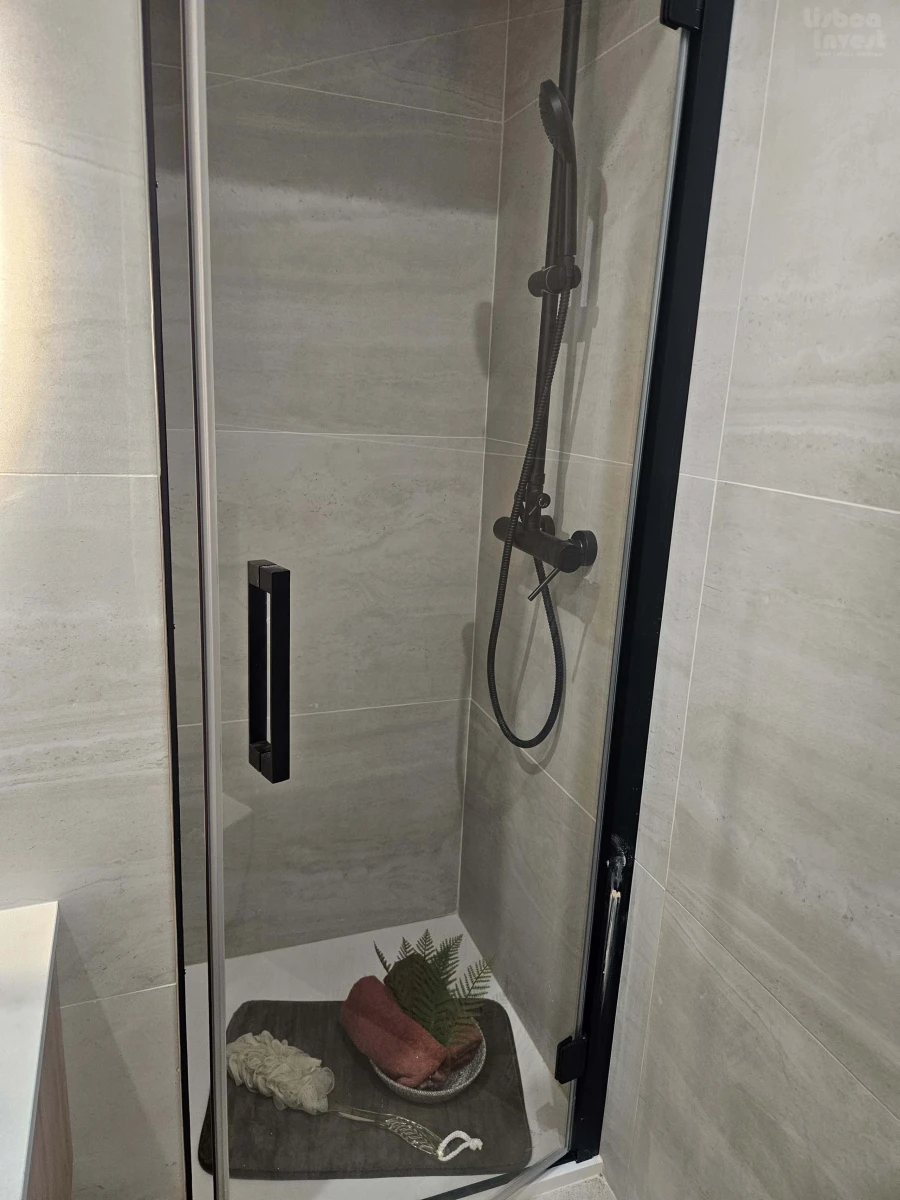 Apartamento T2 para Venda em Benfica Foto 10