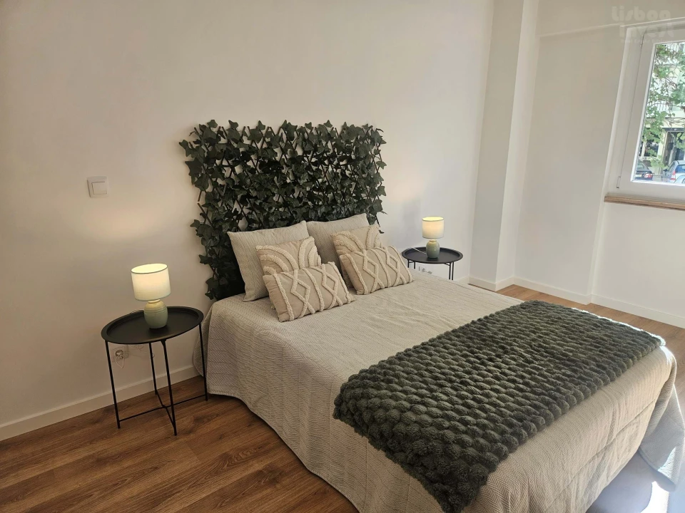Apartamento T2 para Venda em Benfica Foto 16