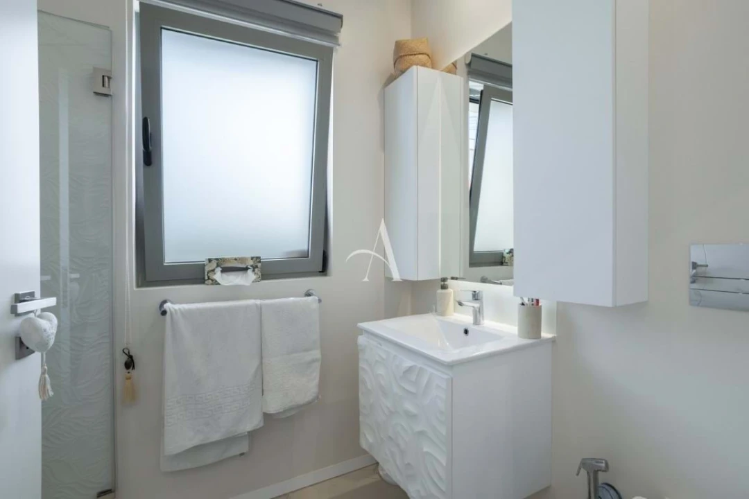 Apartamento T3 para Venda em Santa Barbara de Nexe Foto 18