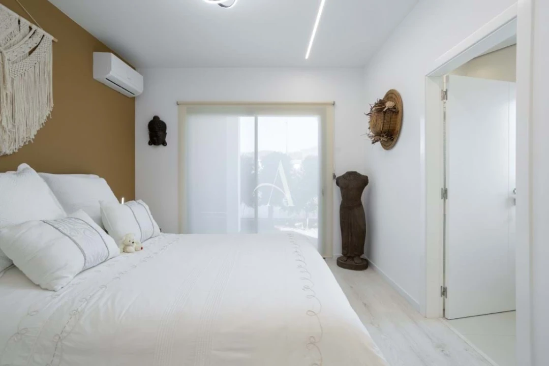 Apartamento T3 para Venda em Santa Barbara de Nexe Foto 21