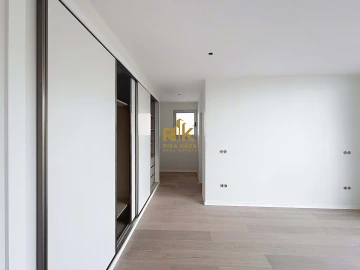 Moradia T3 para Venda em Santa Cruz