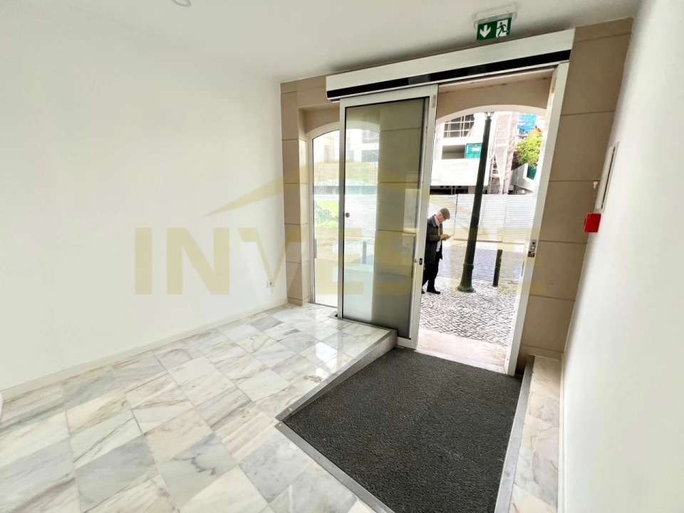 Loja para Arrendamento em Cascais e Estoril Foto 16