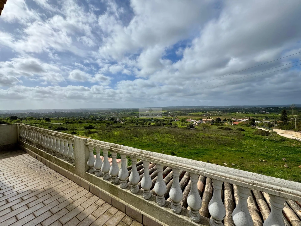 Moradia T3 para Venda em Luz Foto 4