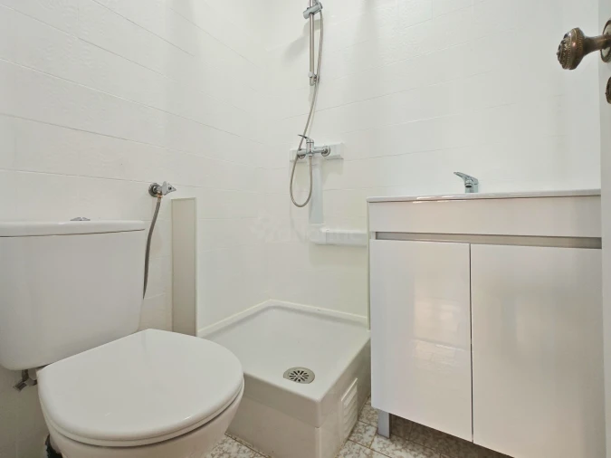 Apartamento T7 para Venda em Santo António dos Cavaleiros e Frielas Foto 24