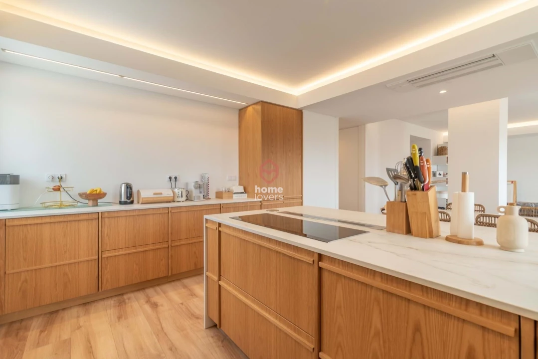 Apartamento T3 para Venda em Areeiro Foto 7