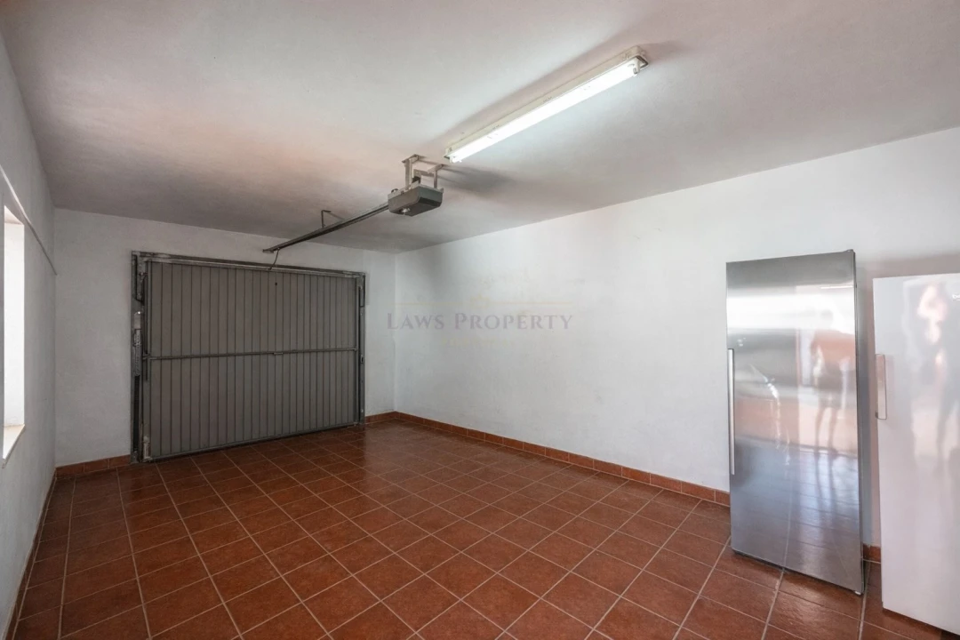 Moradia T3 para Venda em Lagos (São Sebastião e Santa Maria) Foto 40