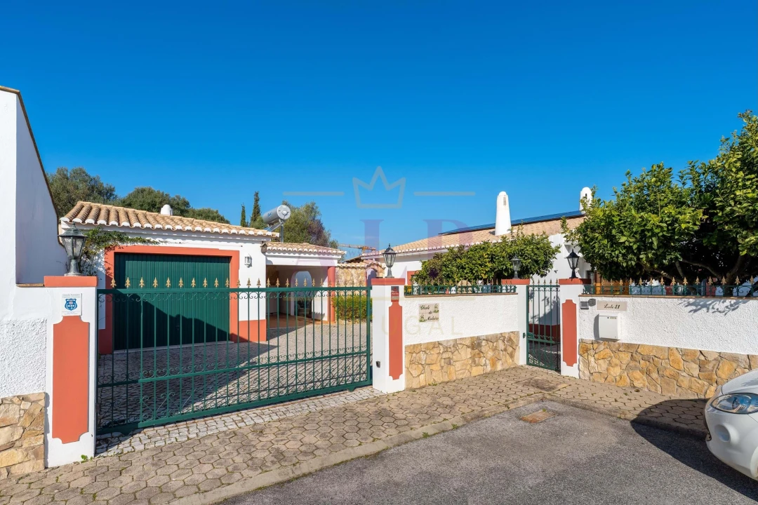 Moradia T3 para Venda em Lagos (São Sebastião e Santa Maria) Foto 2