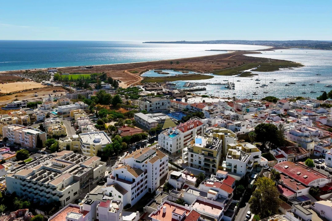 Apartamento T2 para Venda em Alvor Foto 37
