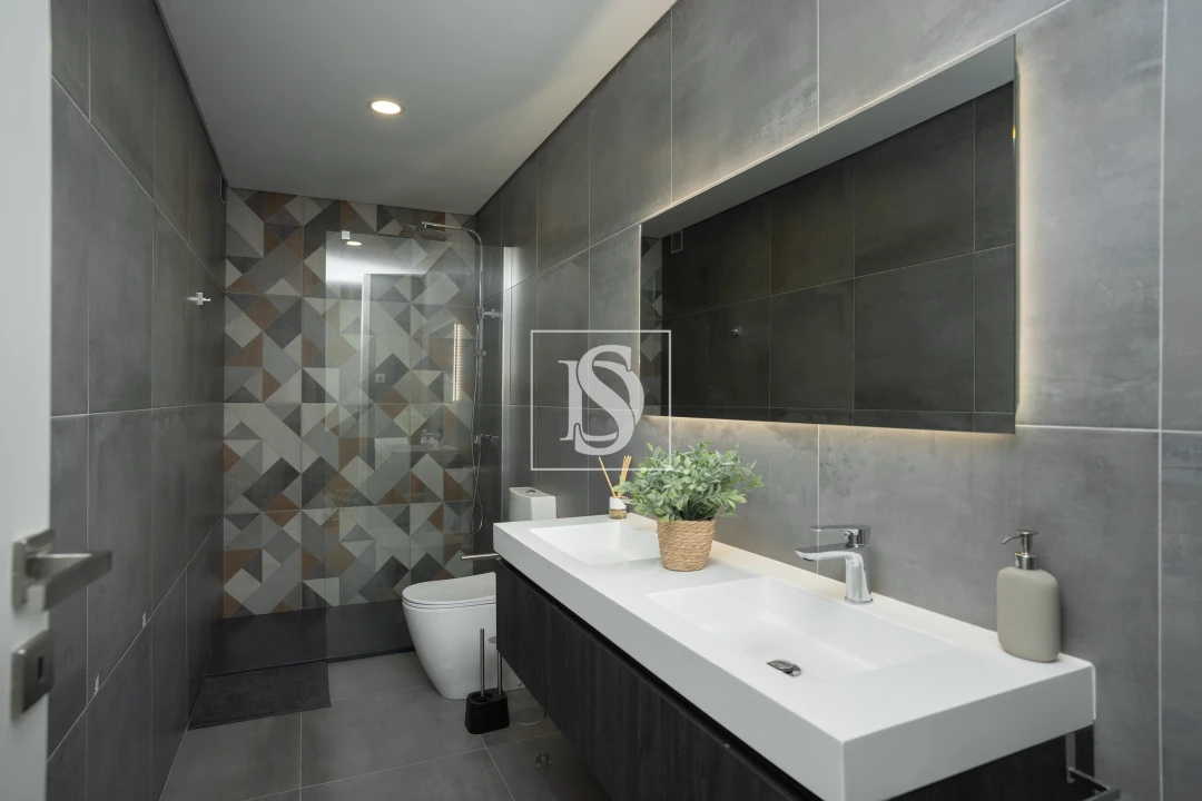 Moradia T4 para Venda em Este (São Pedro e São Mamede) Foto 15