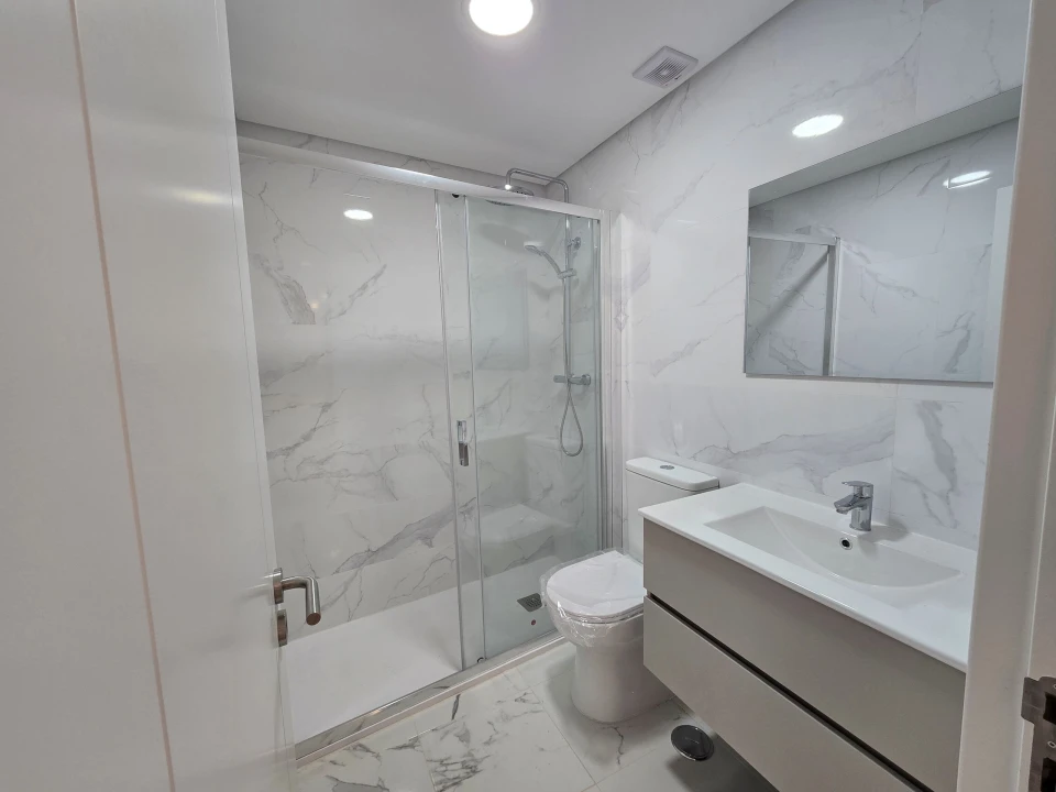 Apartamento T4 para Venda em Venteira Foto 23