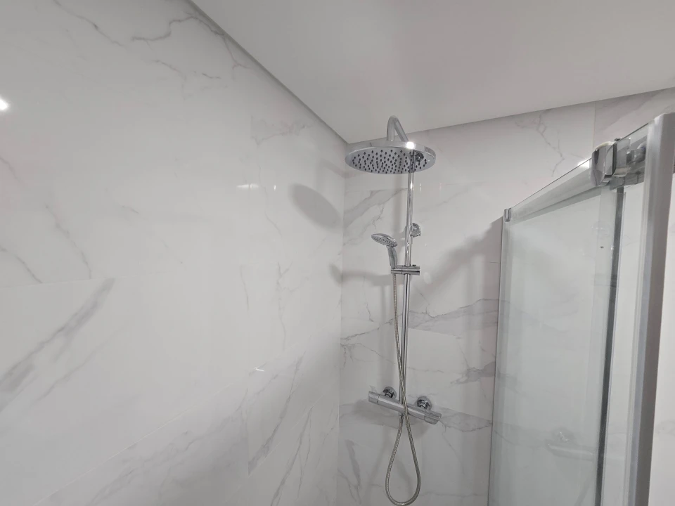 Apartamento T4 para Venda em Venteira Foto 14