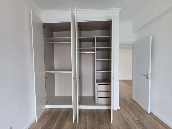 Apartamento T4 para Venda em Venteira Foto 11