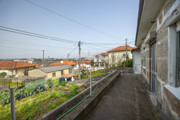 Moradia T2 para Venda em Santo Tirso, Couto (Santa Cristina e São Miguel) e Burgães Foto 13