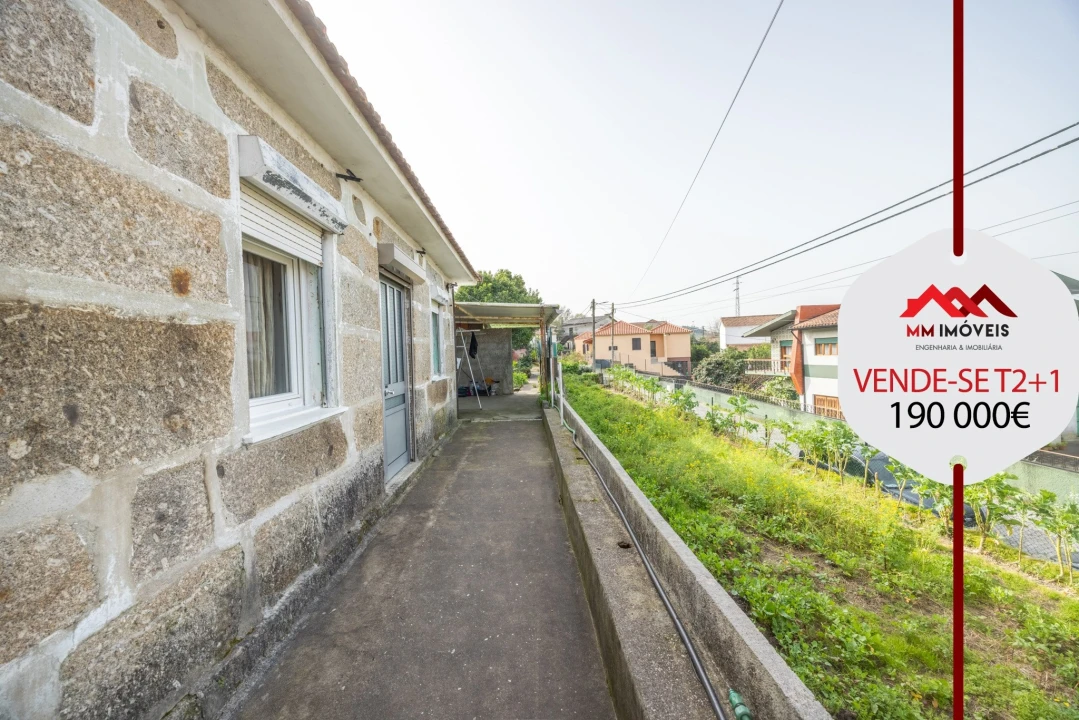 Moradia T2 para Venda em Santo Tirso, Couto (Santa Cristina e São Miguel) e Burgães Foto 1