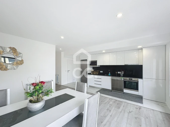 Apartamento T2 para Venda em Santa Maria Maior Foto 6