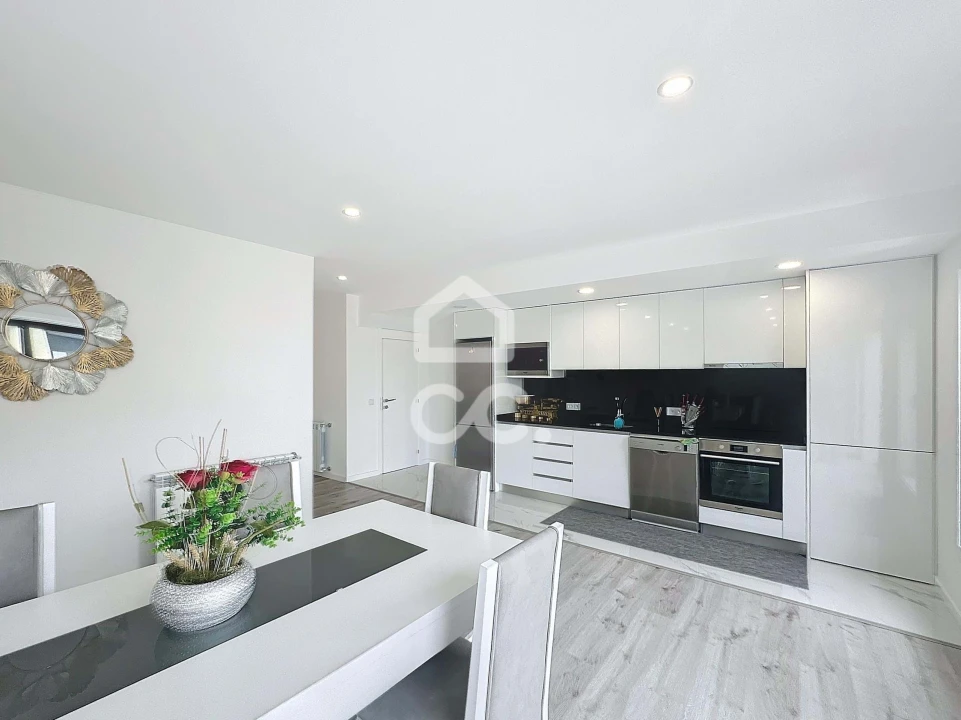 Apartamento T2 para Venda em Santa Maria Maior Foto 6