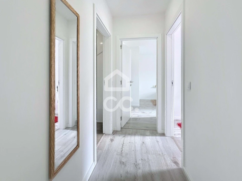 Apartamento T2 para Venda em Santa Maria Maior Foto 10