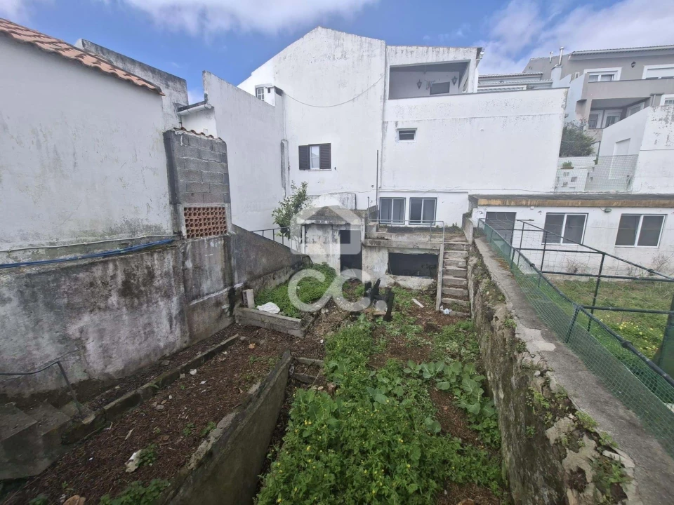 Moradia T2 para Venda em Angra (Santa Luzia) Foto 5