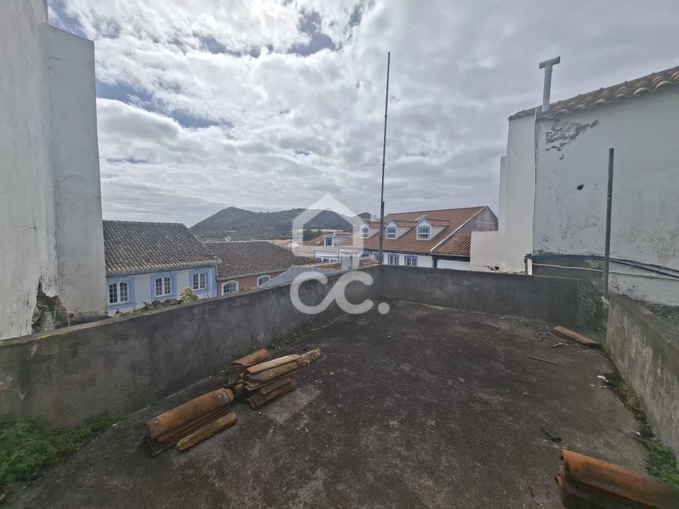 Moradia T2 para Venda em Angra (Santa Luzia) Foto 3