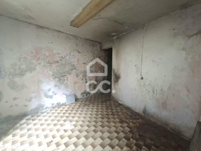 Moradia T2 para Venda em Angra (Santa Luzia) Foto 8