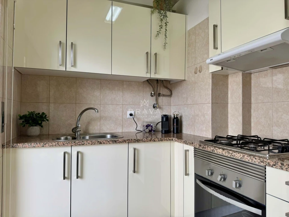 Apartamento T2 para Venda em Quarteira Foto 10