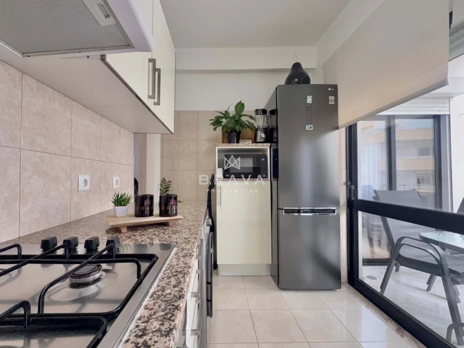 Apartamento T2 para Venda em Quarteira Foto 8