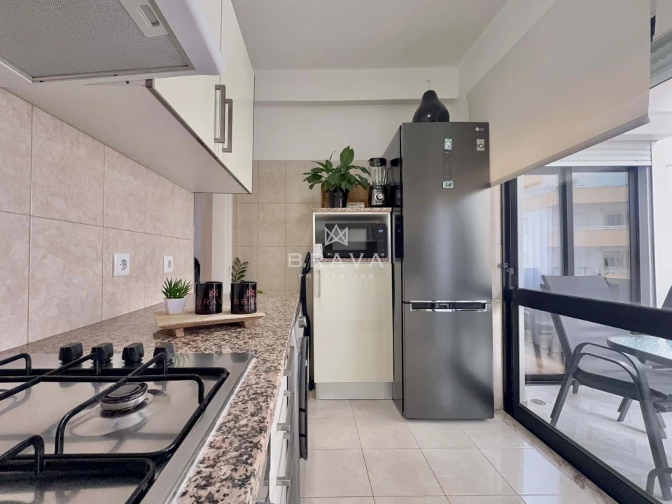 Apartamento T2 para Venda em Quarteira Foto 8