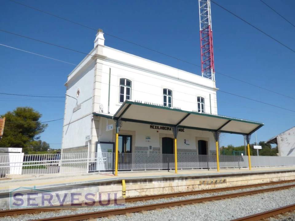 Moradia T4 para Venda em Mexilhoeira Grande Foto 35