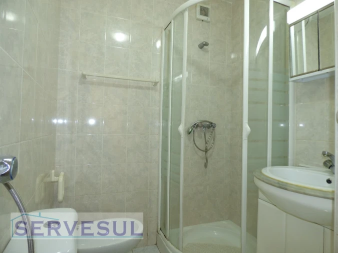 Moradia T4 para Venda em Mexilhoeira Grande Foto 29