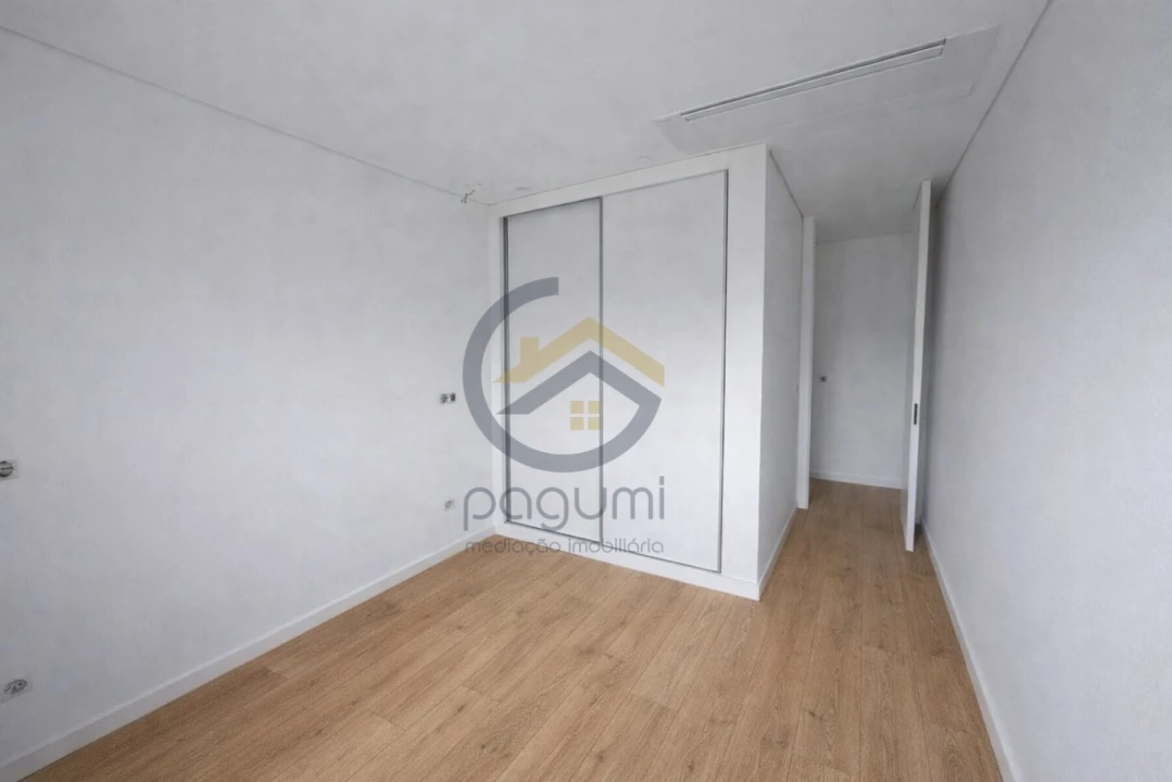 Apartamento T3 para Venda em Penafiel Foto 8