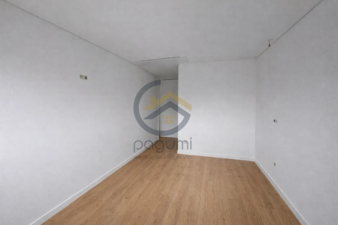 Apartamento T3 para Venda em Penafiel Foto 15