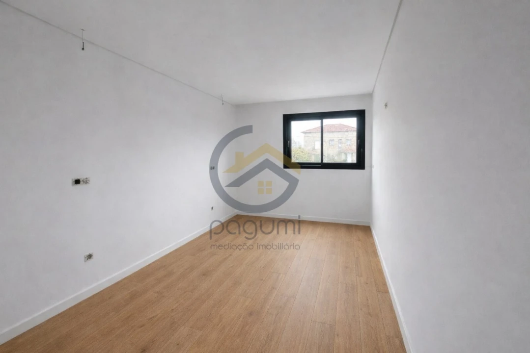 Apartamento T3 para Venda em Penafiel Foto 16