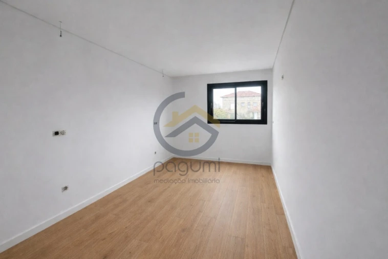 Apartamento T3 para Venda em Penafiel Foto 16