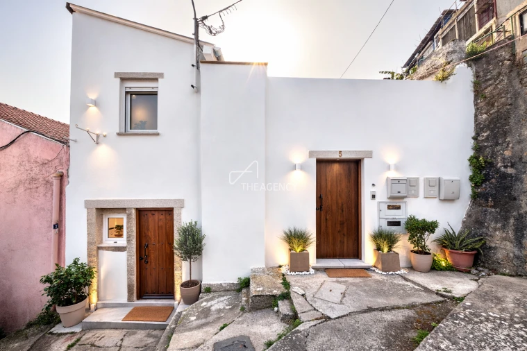 Prédio para Venda em Alhandra, São João dos Montes e Calhandriz Foto 1