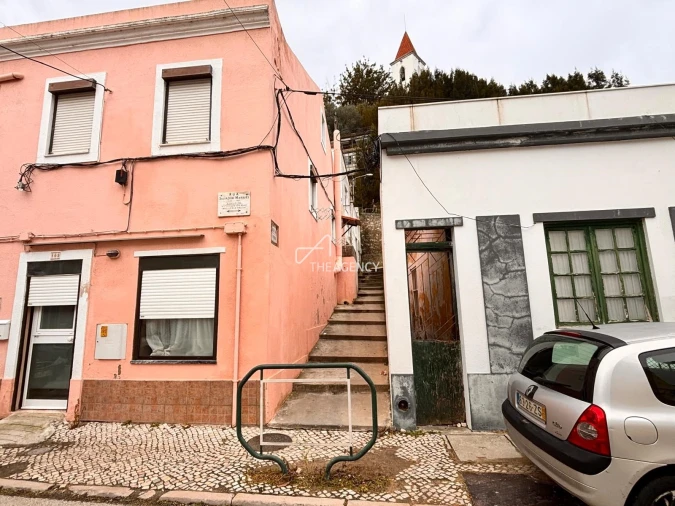 Prédio para Venda em Alhandra, São João dos Montes e Calhandriz Foto 28