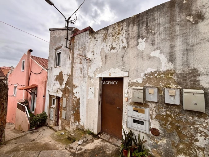 Prédio para Venda em Alhandra, São João dos Montes e Calhandriz Foto 14