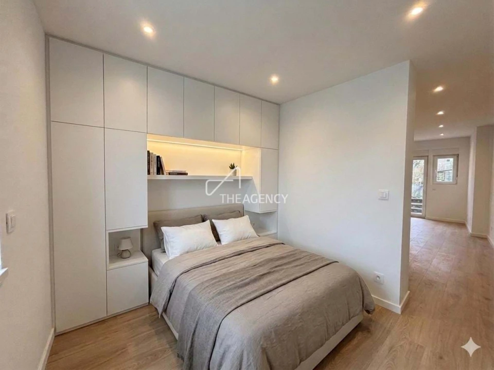 Prédio para Venda em Alhandra, São João dos Montes e Calhandriz Foto 6