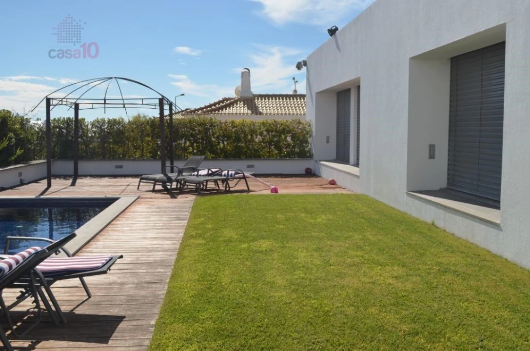 Moradia T5 para Venda em Santa Maria e São Miguel, São Martinho, São Pedro Penaferrim Foto 12