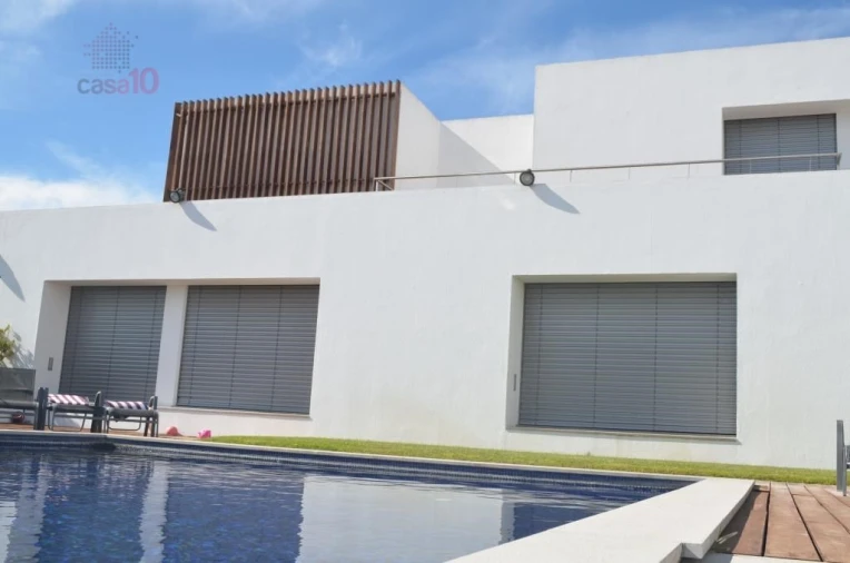 Moradia T5 para Venda em Santa Maria e São Miguel, São Martinho, São Pedro Penaferrim Foto 6