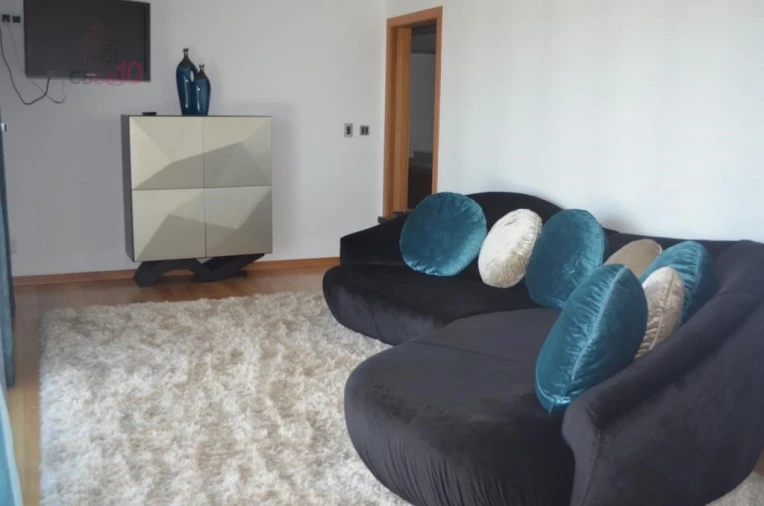 Moradia T5 para Venda em Santa Maria e São Miguel, São Martinho, São Pedro Penaferrim Foto 35