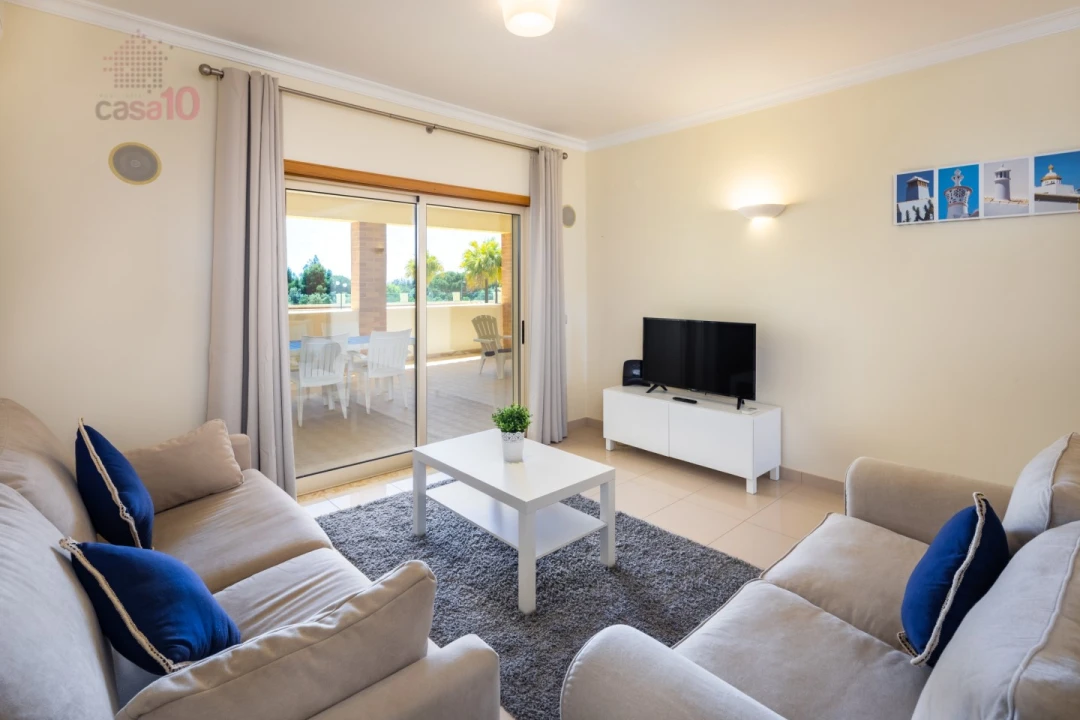 Apartamento T1 para Venda em Quarteira Foto 7